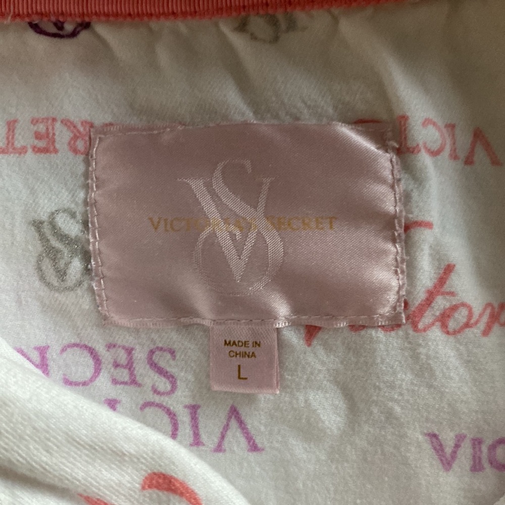 Victoria’s Secret women’s flannel pajama set - Picture 8 of 8